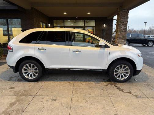 2011 Lincoln MKX Base