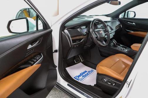 Crystal White Tricoat 2023 Cadillac XT4 Sport