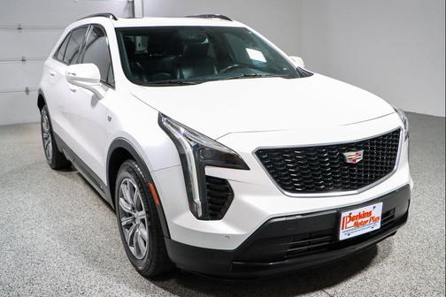 Crystal White Tricoat 2023 Cadillac XT4 Sport