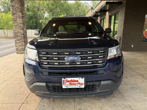2017 Ford Explorer Base