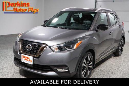 2020 Nissan Kicks SR