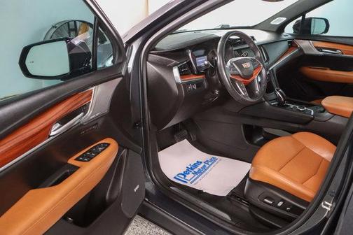 Wilder Metallic 2023 Cadillac XT5 Premium Luxury