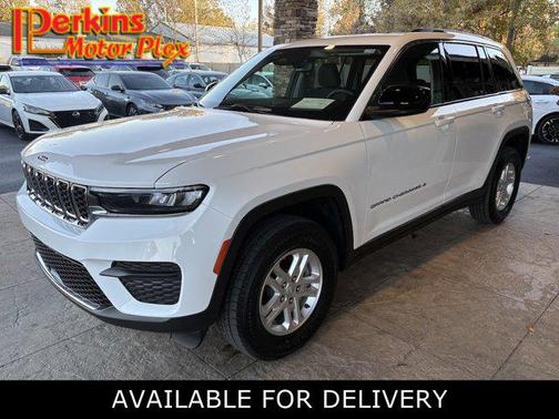 2023 Jeep Grand Cherokee Laredo