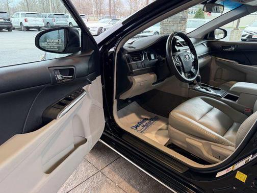 2013 Toyota Camry Hybrid LE