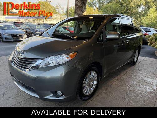 2011 Toyota Sienna XLE