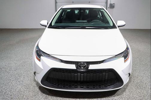 Super White 2021 Toyota Corolla LE
