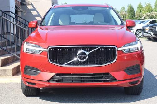 2020 Volvo XC60 T5 Momentum