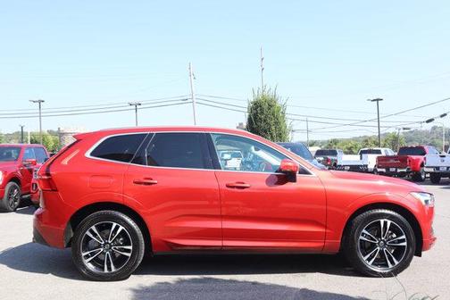 2020 Volvo XC60 T5 Momentum