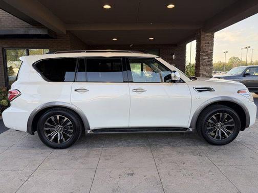 2017 Nissan Armada Platinum