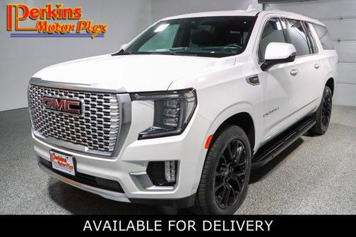 White 2023 GMC Yukon XL Denali