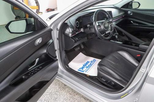 2021 Hyundai ELANTRA Limited