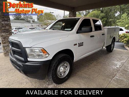 2018 RAM 2500 Tradesman Crew Cab 4x2 8' Box