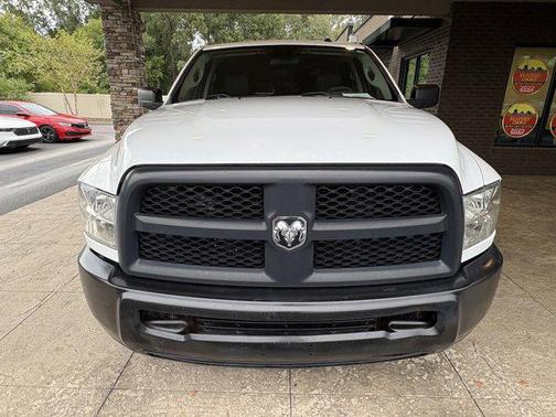 2018 RAM 2500 Tradesman Crew Cab 4x2 8' Box