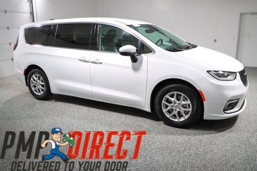 Bright White Clearcoat 2023 Chrysler Pacifica Touring L