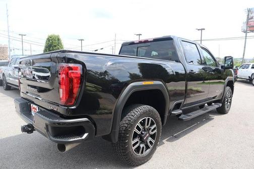 2022 GMC Sierra 2500 AT4