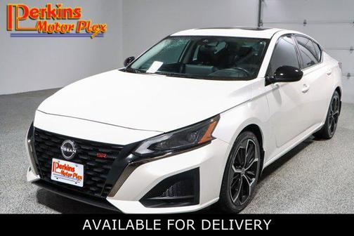 2024 Nissan Altima SR FWD