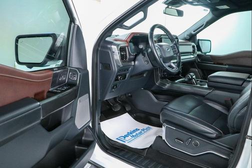 White 2023 Ford F-150 Lariat