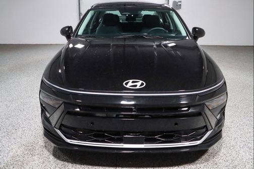 Onyx Black 2024 Hyundai SONATA SEL