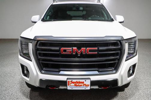 Summit White 2021 GMC Yukon 4WD AT4