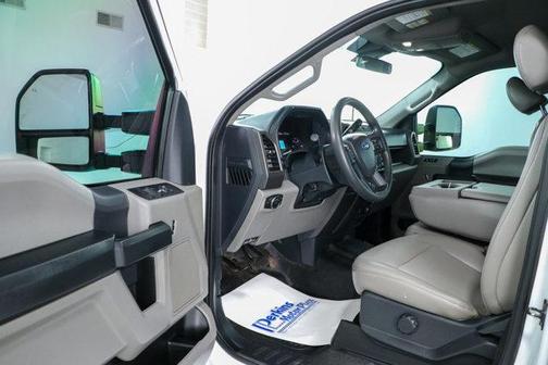 2022 Ford F-350 XL