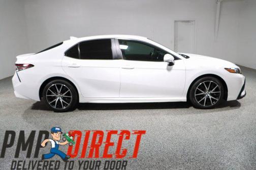 Ice Cap 2023 Toyota Camry SE
