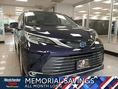 2021 Toyota Sienna Limited 7-Passenger