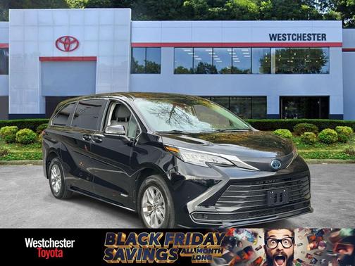 2021 Toyota Sienna LE