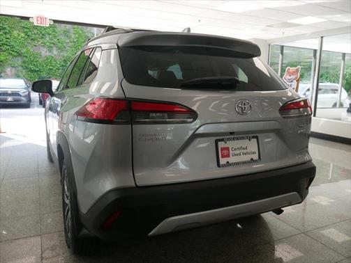 2022 Toyota Corolla Cross XLE