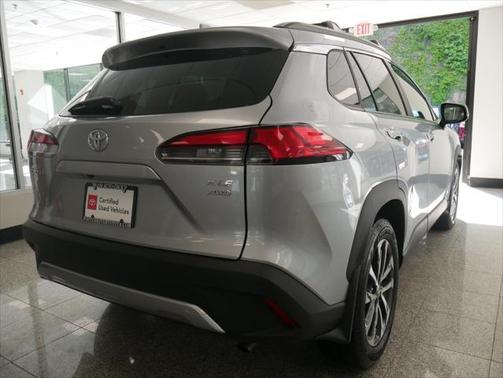 2022 Toyota Corolla Cross XLE