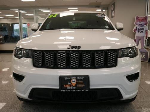 2022 Jeep Grand Cherokee Laredo