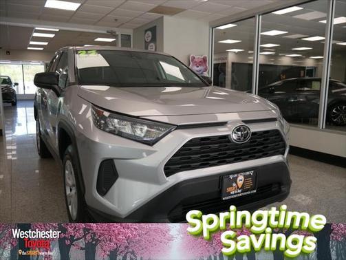 2022 Toyota RAV4 LE