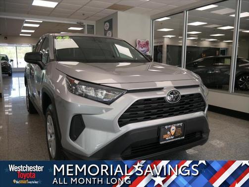 2022 Toyota RAV4 LE