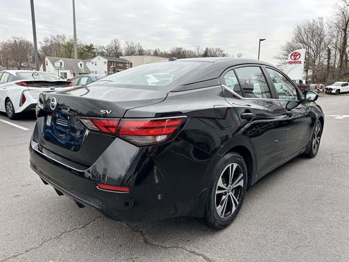 2023 Nissan Sentra SV