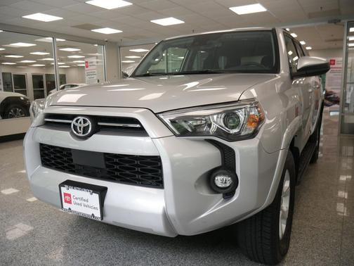 2024 Toyota 4Runner SR5