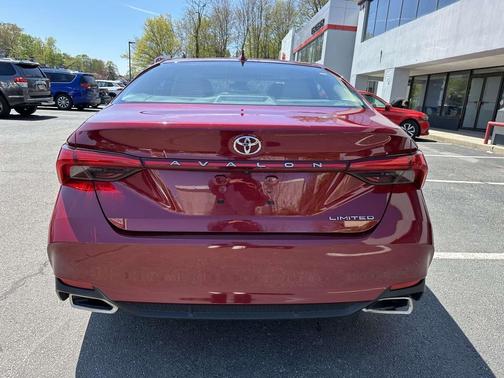 Ruby Flare Pearl 2019 Toyota Avalon Limited