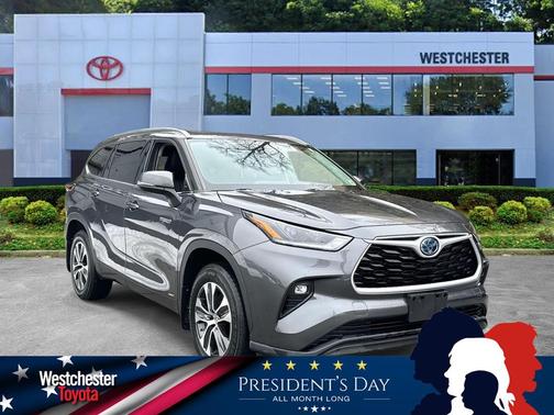 2021 Toyota Highlander Hybrid XLE