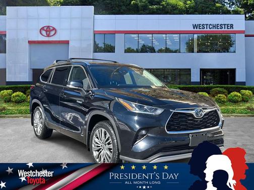 2021 Toyota Highlander Hybrid Platinum