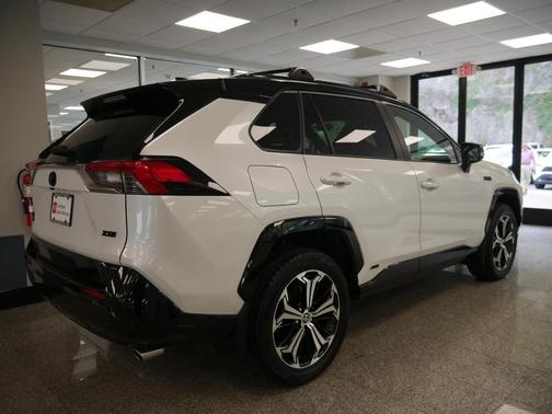 2023 Toyota RAV4 Prime XSE