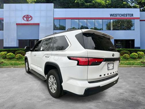 2026 Toyota Sequoia SR5