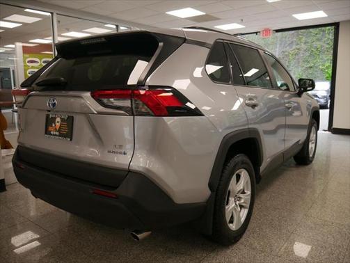 2021 Toyota RAV4 Hybrid LE