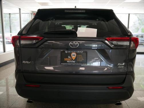 2021 Toyota RAV4 Hybrid LE