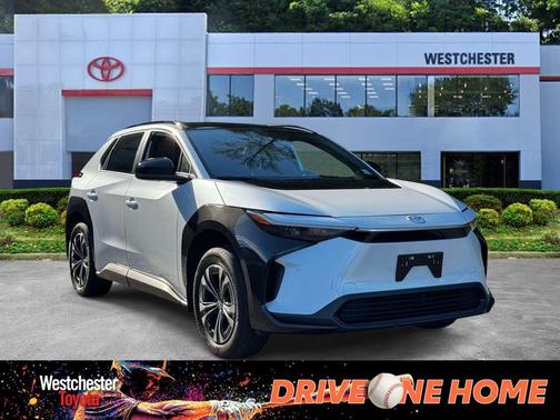 Wind Chill Pearl 2024 Toyota bZ4X XLE