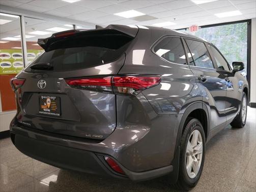 2023 Toyota Highlander LE