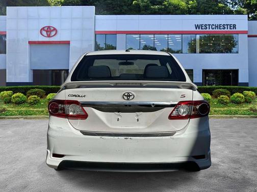 Super White 2013 Toyota Corolla S