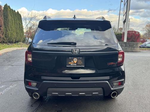 2022 Honda Passport AWD TrailSport