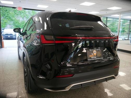 2025 Lexus NX 450h+ F SPORT Handling