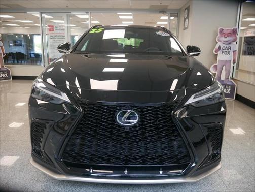 2025 Lexus NX 450h+ F SPORT Handling