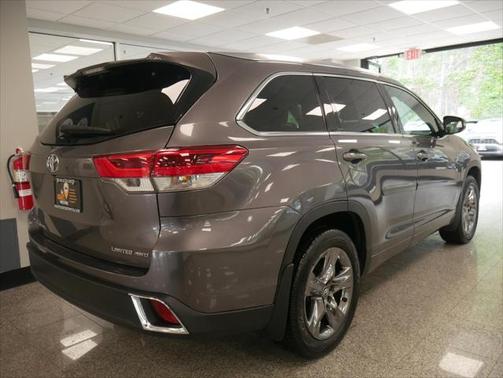2019 Toyota Highlander Limited Platinum