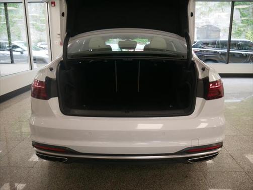 2022 Audi A4 45 S line Premium Plus
