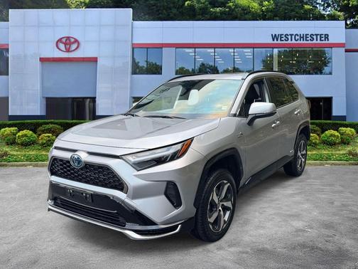 2024 Toyota RAV4 Prime SE